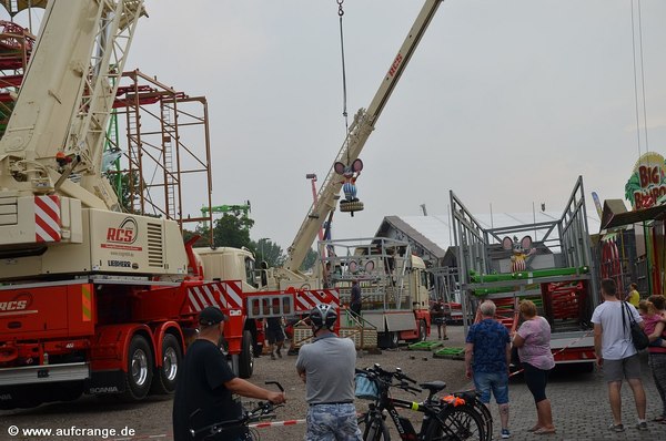 aufbau cranger kirmes 267uli2019