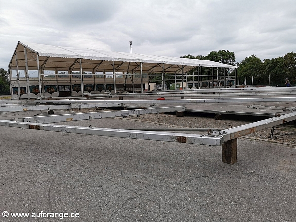 bilder aufbau.cranger kirmes 28juni23