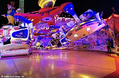circuscircus